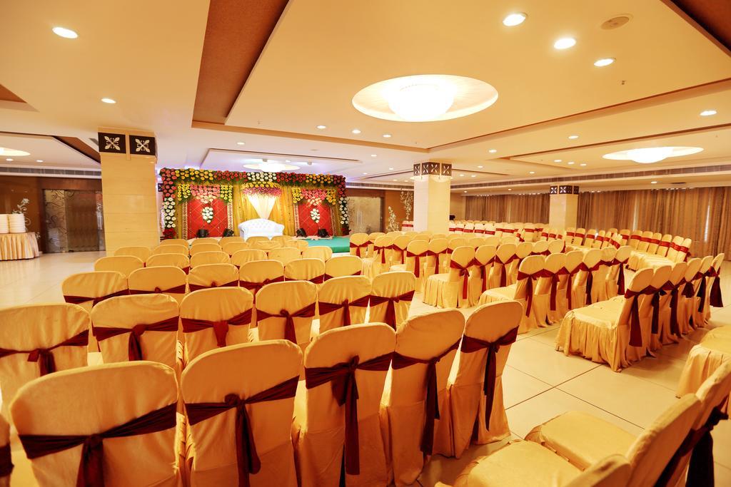 Hotel Swagath Grand Nagole Хайдарабад Экстерьер фото