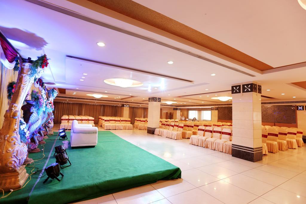 Hotel Swagath Grand Nagole Хайдарабад Экстерьер фото