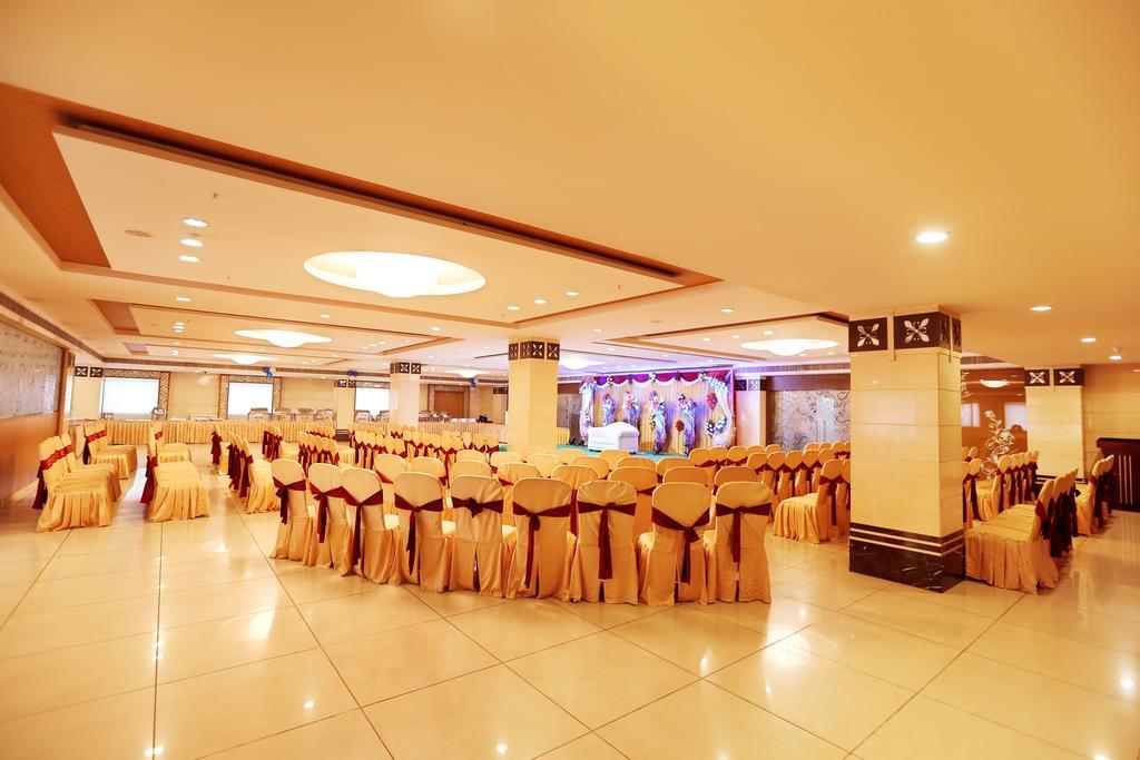 Hotel Swagath Grand Nagole Хайдарабад Экстерьер фото