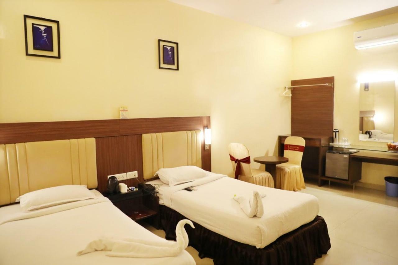 Hotel Swagath Grand Nagole Хайдарабад Экстерьер фото
